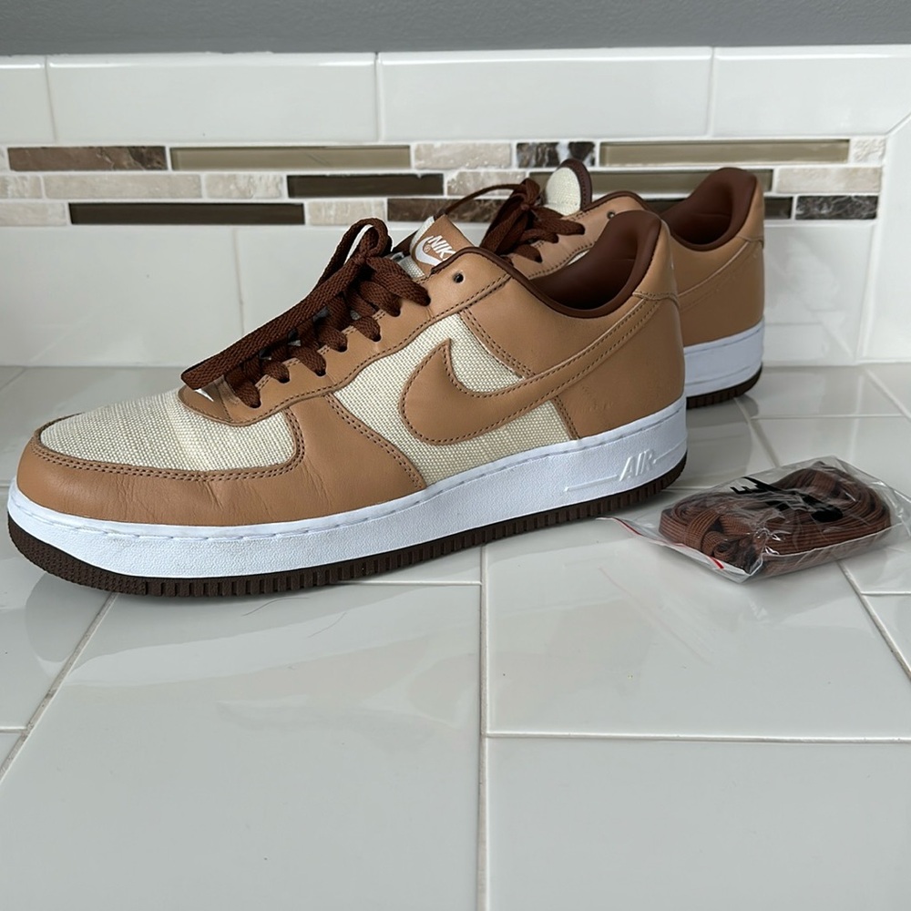 Nike Air Force 1